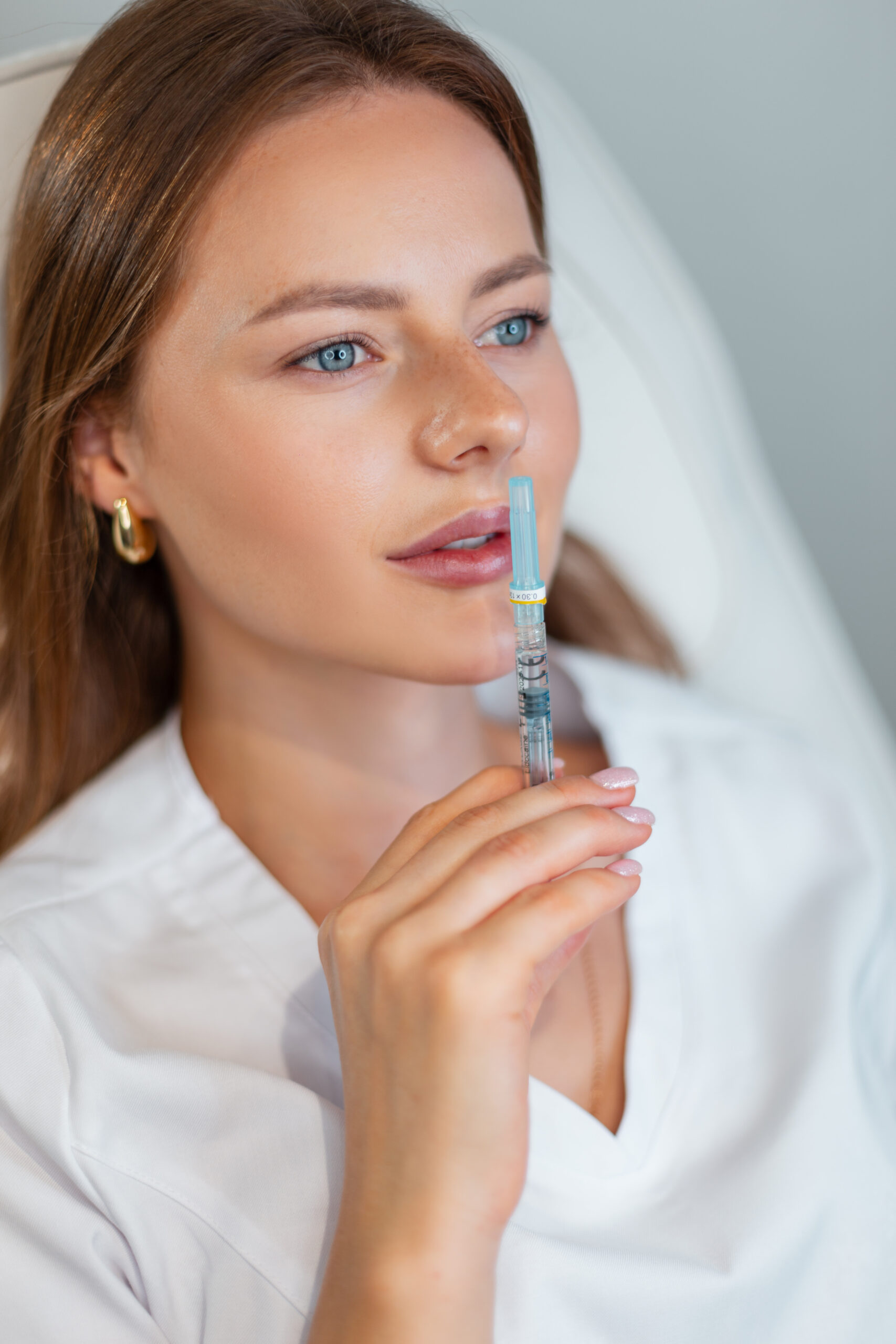 Acide hyaluronique utilisé pour la rhinoplastie médicale