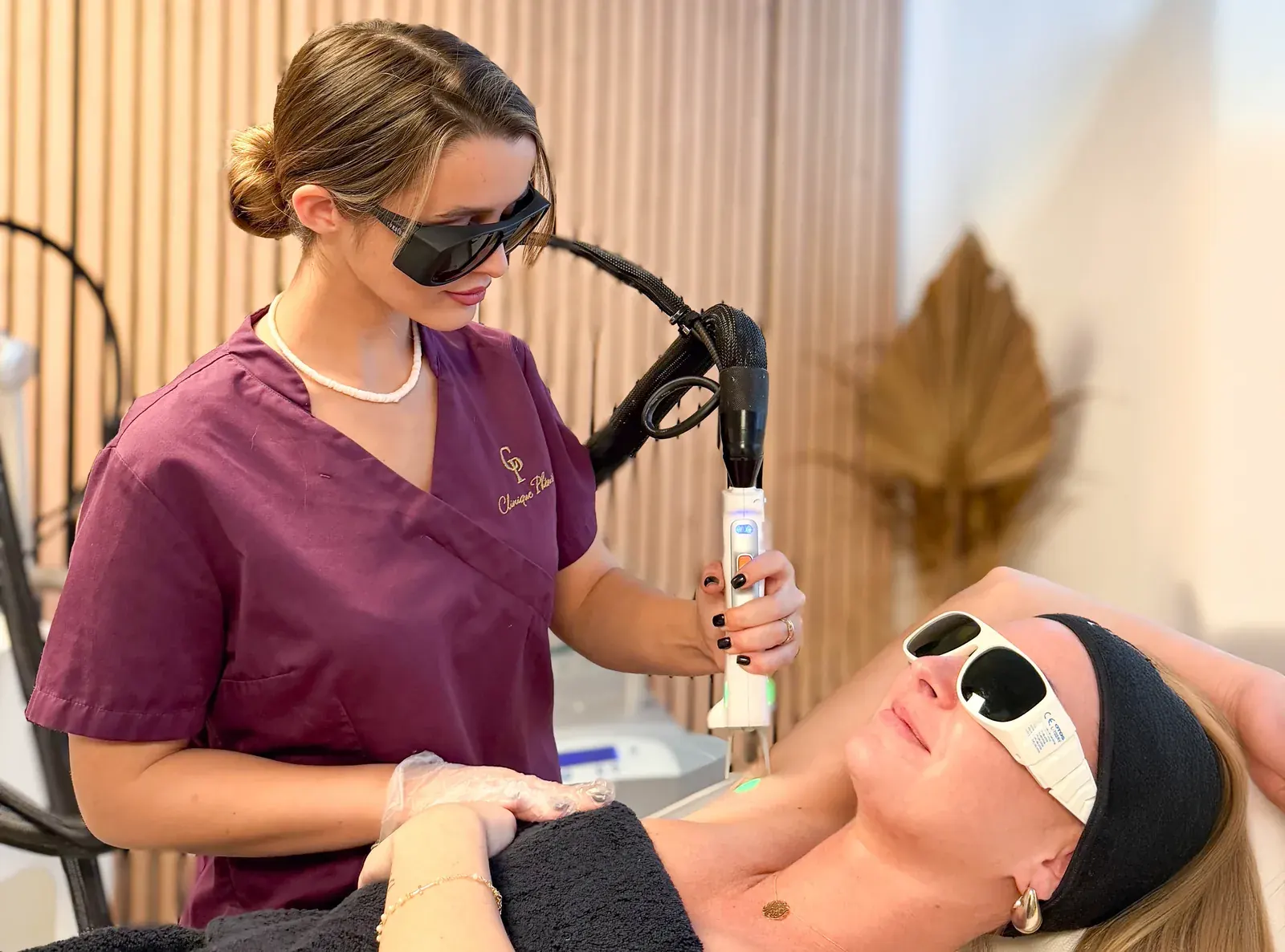 Épilation laser longue durée à la Clinique Phenicia Marseille